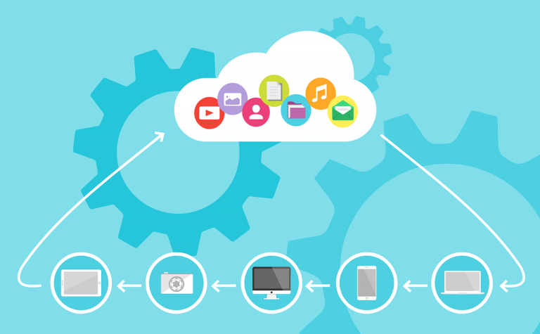 Nuvem armazenando informação, emails e dados, representando o cloud computing