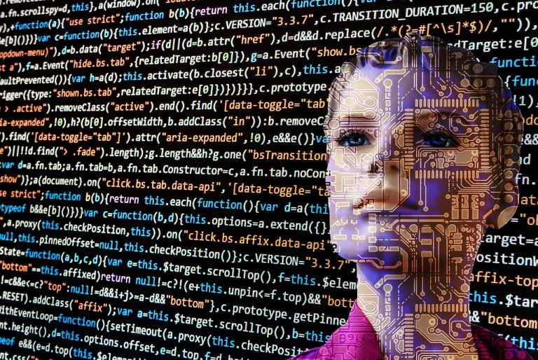 Rosto de uma mulher robô coberto por códigos binários, representando Inteligência Artificial