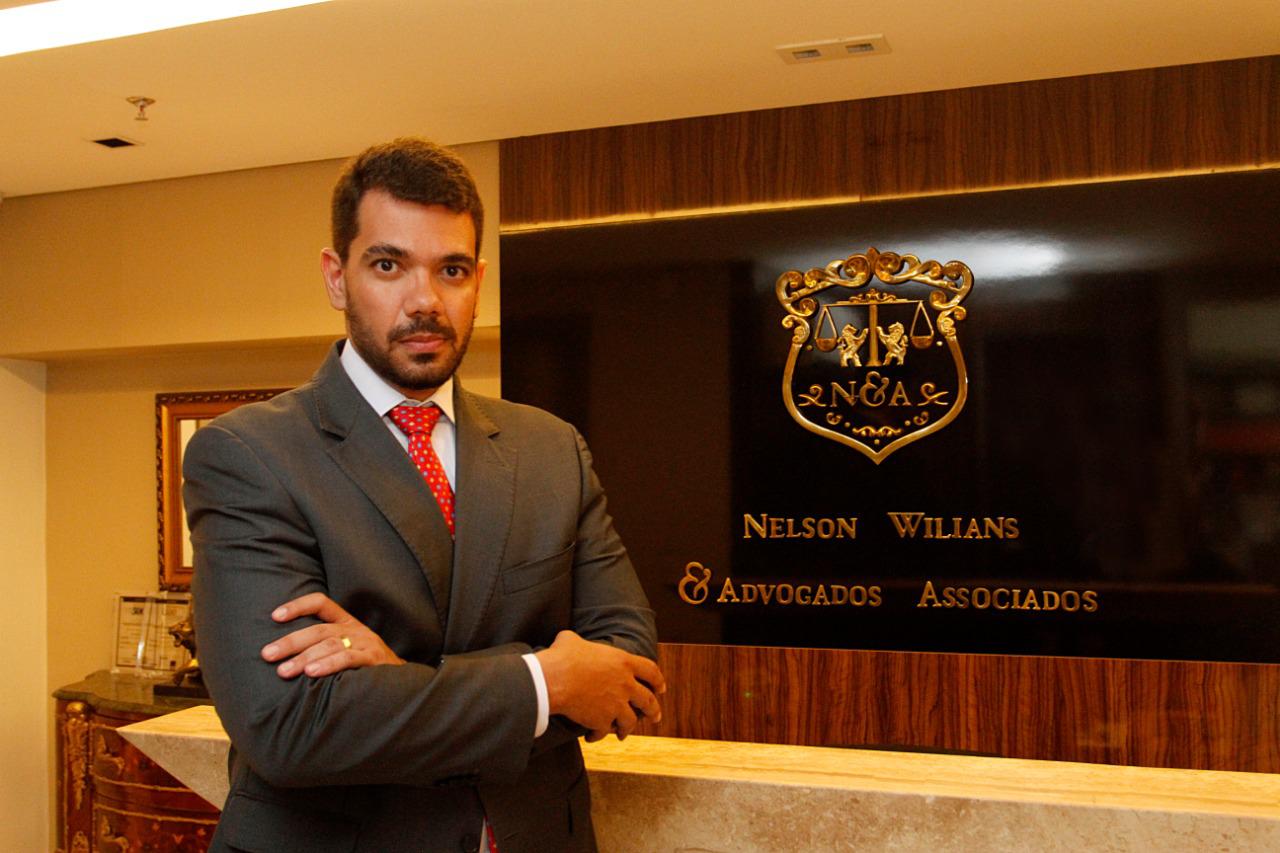 Dr Nelson Wilians chega a Manaus para cumprir agenda empresarial - as  Direito