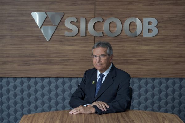 Rui Schneider da Silva, presidente do Sicoob Central SC/RS